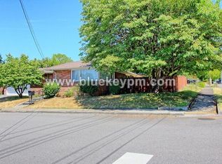 1102 NW 41st St, Vancouver, WA 98660