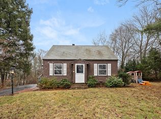 4 Elaine Ave, Maynard, MA 01754