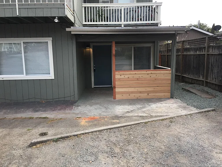 60 Waterman Ave #3 — Photo 2