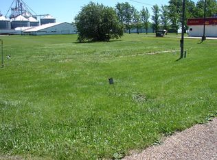 612 S Church St, Morning Sun, IA 52640