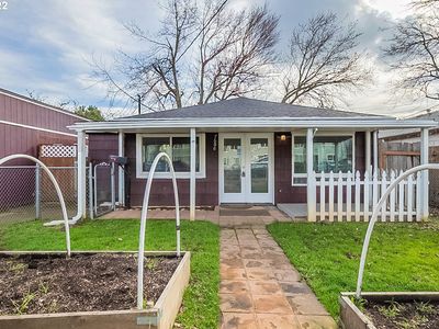 7606 SE Steele St, Portland, OR, 97206