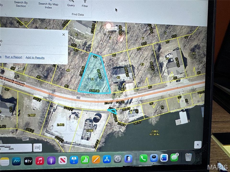 1st image of 556 Village Dr W