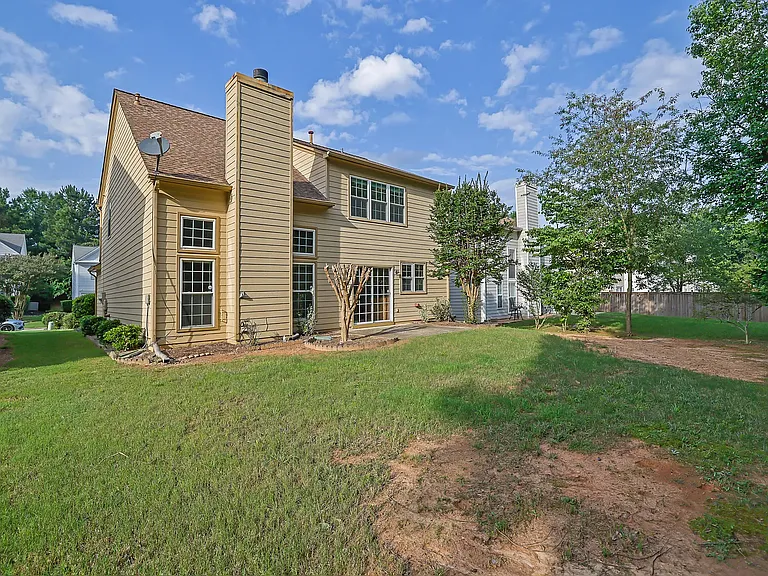 440 Chippenham Ct — Photo 31
