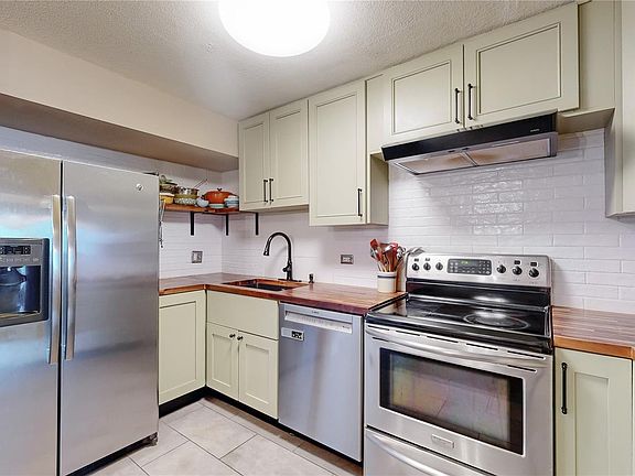 5th image of 1029 E 8th Avenue #501