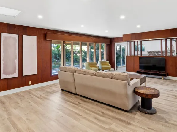 436 W Twain Ave, Fresno, CA 93704