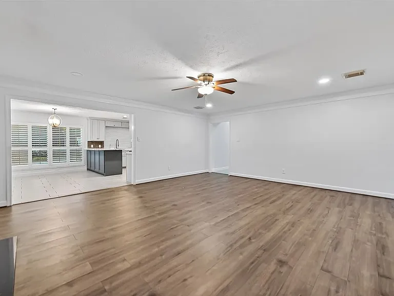 4019 Saint Michaels Ct — Photo 30