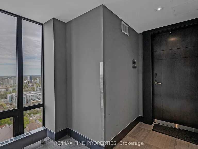 330 Phillip St #2709 — Photo 8