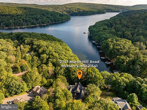 3rd image of 2747 Marsh Hill Rd