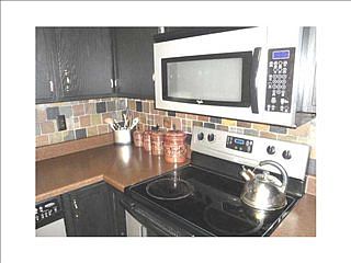 5th image of 9568 Bay Vista East Dr