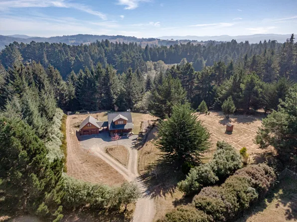 297 Hookton Cemetery Rd, Loleta, CA 95551