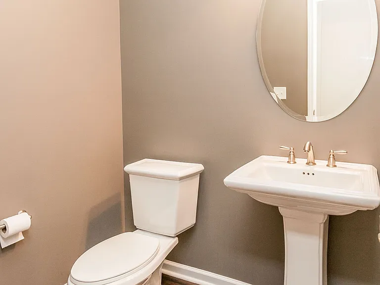 5818 Glenmore Garden Dr — Photo 26