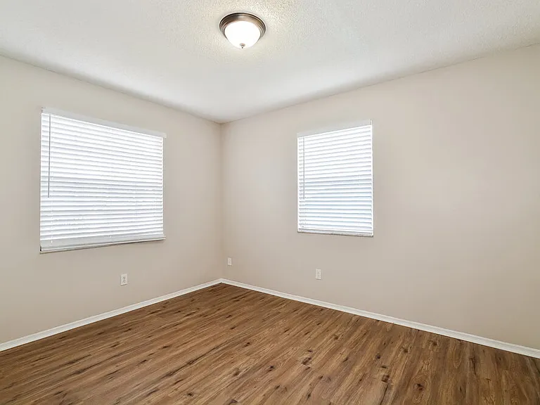11184 Cypress Leaf Dr — Photo 16