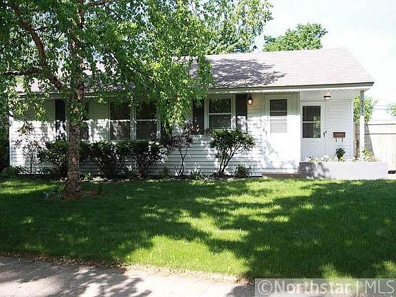 2nd image of 5932 Queen Ave S