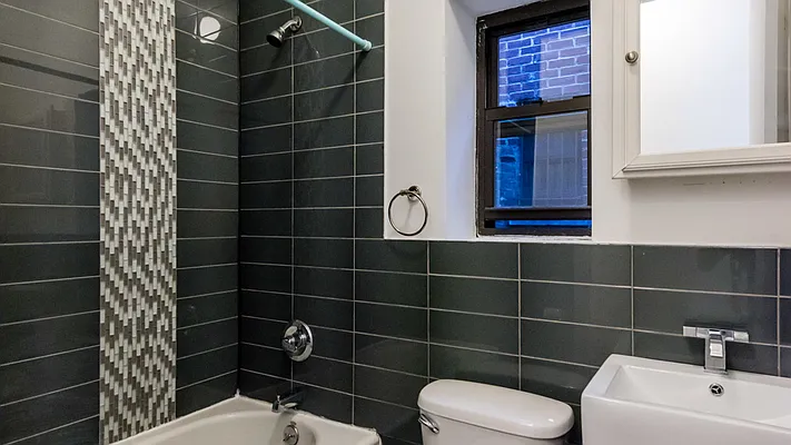 Rented by Nooklyn NYC LLC | media 2