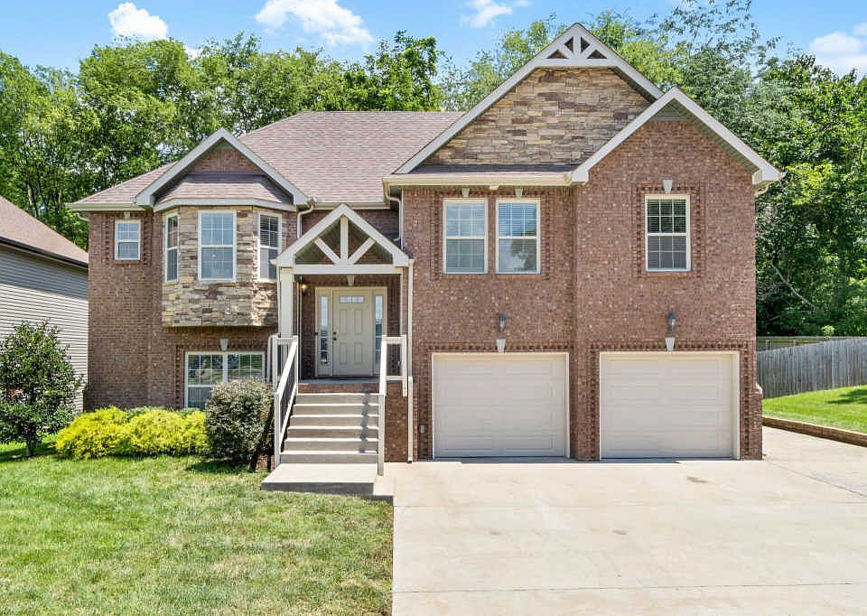 1st image of 945 Bonellis Ln