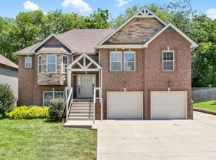 945 Bonellis Ln, Clarksville, TN 37040