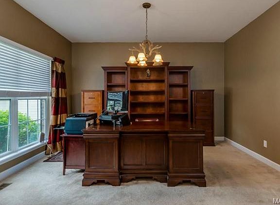 4th image of 10 Wynnbrooke Manor Ct