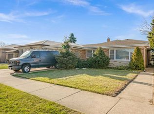 8333 W Coral Dr, Norridge, IL 60706