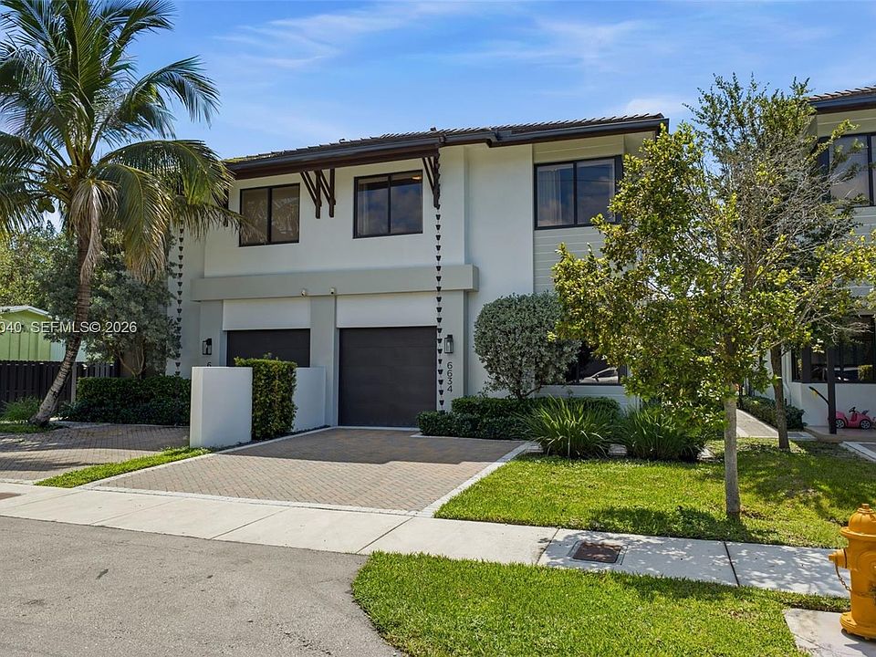 1st image of 6620 SW 84th St #6634
