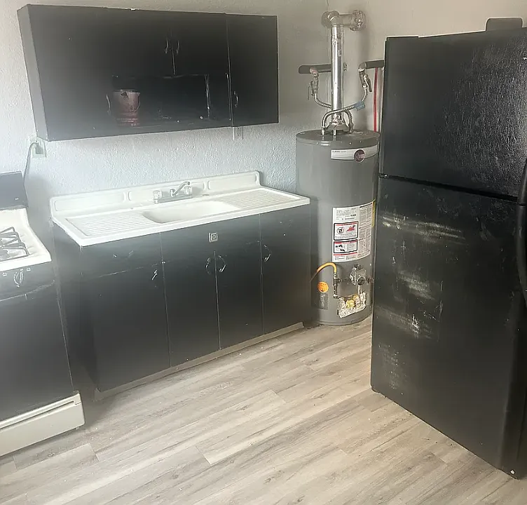 742 N Broadway #744.5