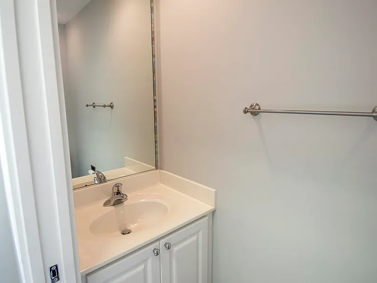 504 Capistrano Dr — Photo 13