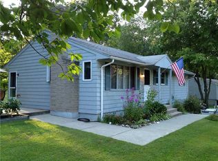 7 Willerval Ave, North Smithfield, RI 02896