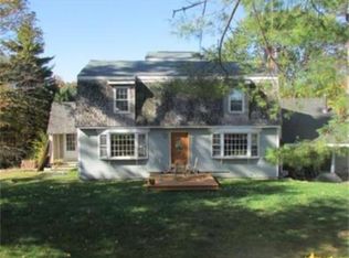 5 Bancroft St, Pepperell, MA 01463