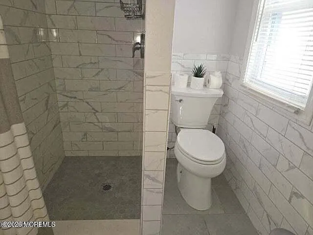 247 Sherman Ave — Photo 4