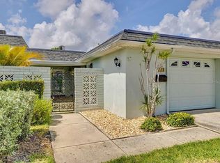 215 Boca Ciega Point Blvd N #3, Saint Petersburg, FL 33708