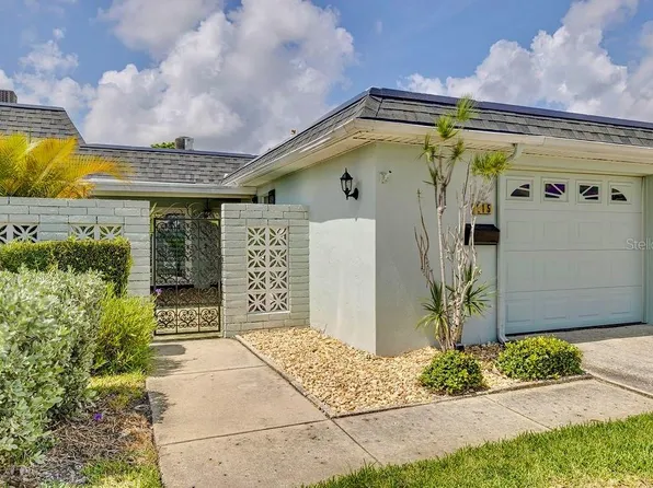 215 Boca Ciega Point Blvd N #3, Saint Petersburg, FL 33708