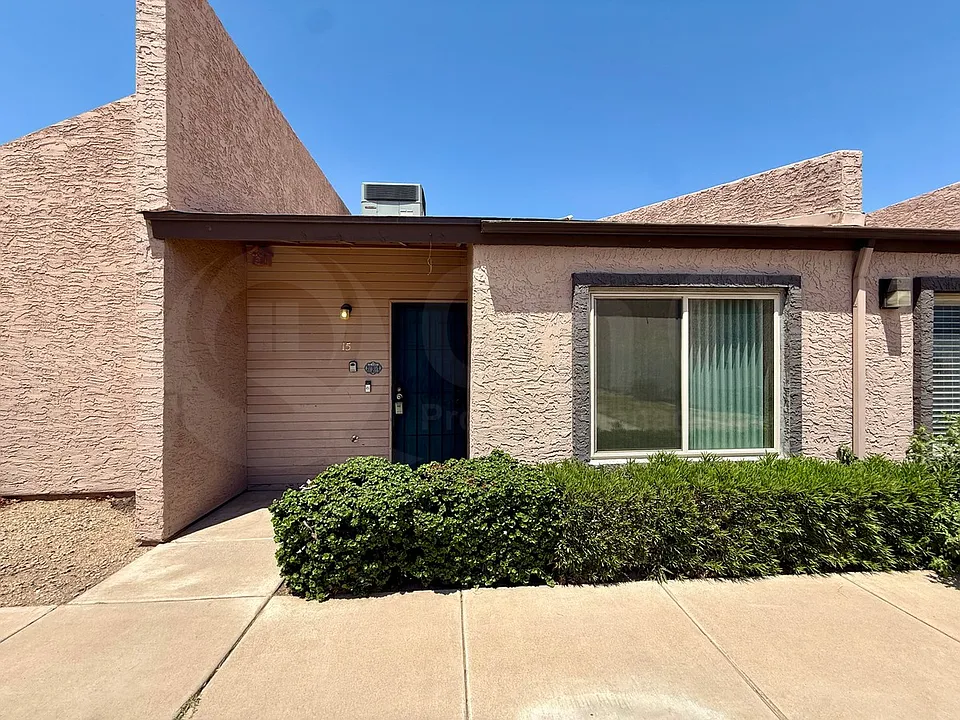 629 N Mesa Dr #15