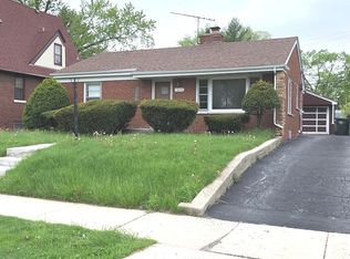 1670 Locust St, Des Plaines, IL 60018