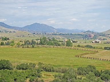 5th image of 10098 Whistling Elk Dr