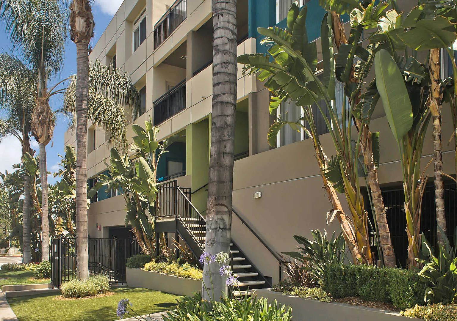 Lindley — Photo 1