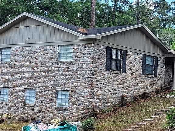 2nd image of 36 Ridgeview Dr