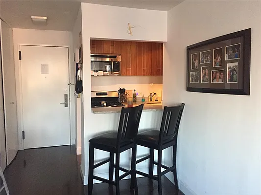 Rented by Modlin Group | media 32