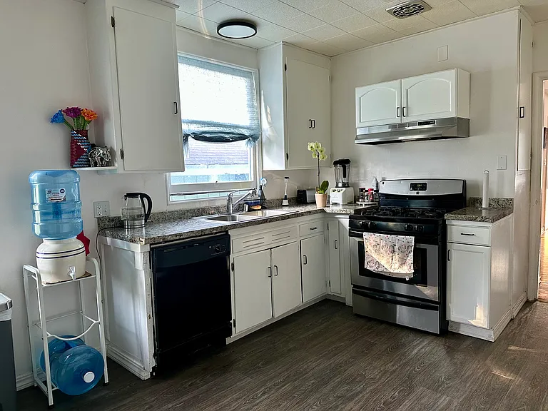 4525 San Carlos Ave — Photo 18