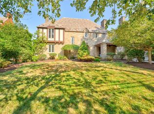 1428 Navahoe Dr, Pittsburgh, PA