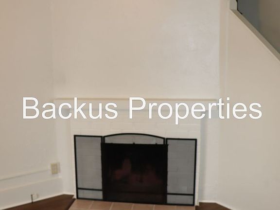 5th image of 210 Cypress Ave #B