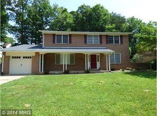 5206 Pumphrey Dr, Fairfax, VA 22032