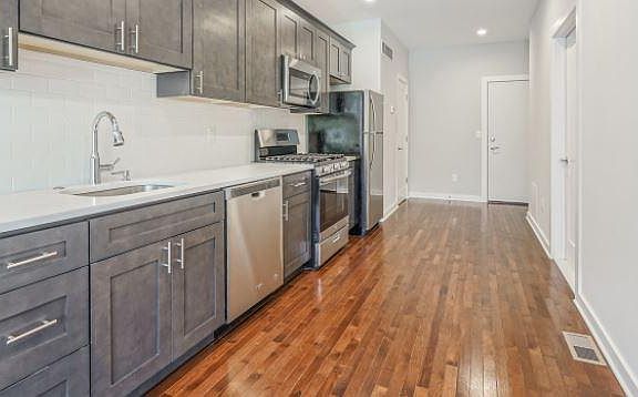 3rd image of 5021 Pentridge St #2