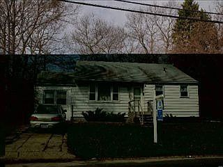 1st image of 60 Cheryl Dr