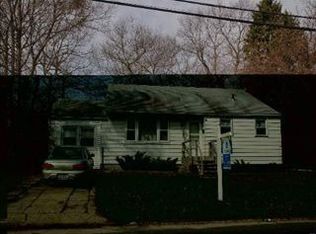60 Cheryl Dr, Ronkonkoma, NY 11779
