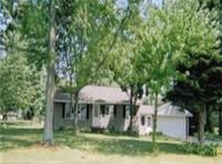 522 Kenowa Ave SW, Grand Rapids, MI 49534