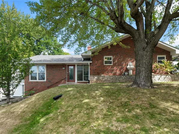1004 Ostle Dr, Collinsville, IL 62234
