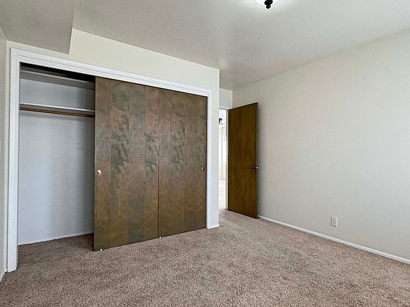 5th image of 4905 California St #16