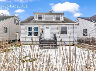 12705 Kadel Ave, Cleveland, OH
