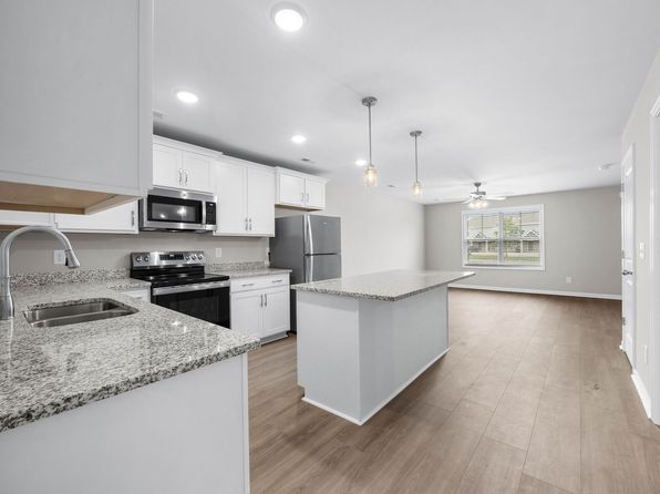 2201 Eldos Trace Cir APT B