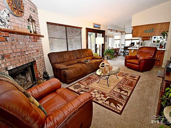 2nd image of 1757 Oakwood Dr