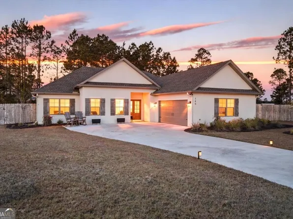 165 Silver Bluff Cir, Brunswick, GA 31523